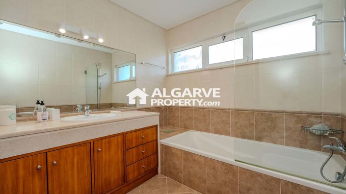 Image No.58-Villa de 5 chambres à vendre à Vilamoura