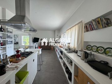 3-11929-78d1f4f8b6655591b02d22fabb36a692d73cc