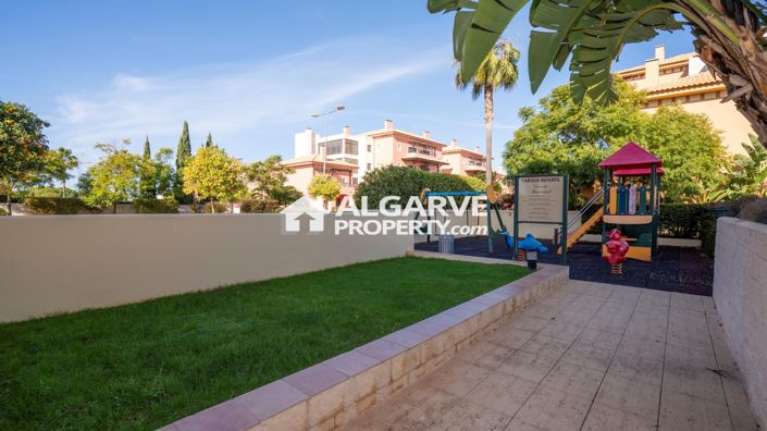 Image No.19-2 Bed Apartment for sale