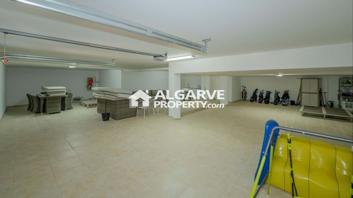 Image No.30-Villa de 5 chambres à vendre à Loule