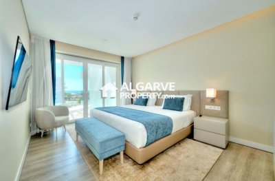 3-12185-78d1f4f8b6655591b02d22fabb36a692d73cc