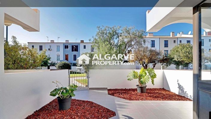 Image No.9-3 Bed Villa for sale