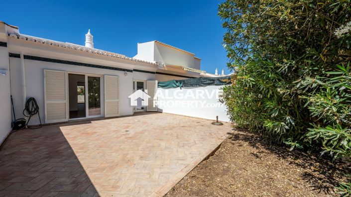 Image No.9-2 Bed Villa for sale