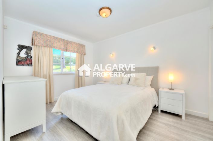 Image No.19-3 Bed Villa for sale