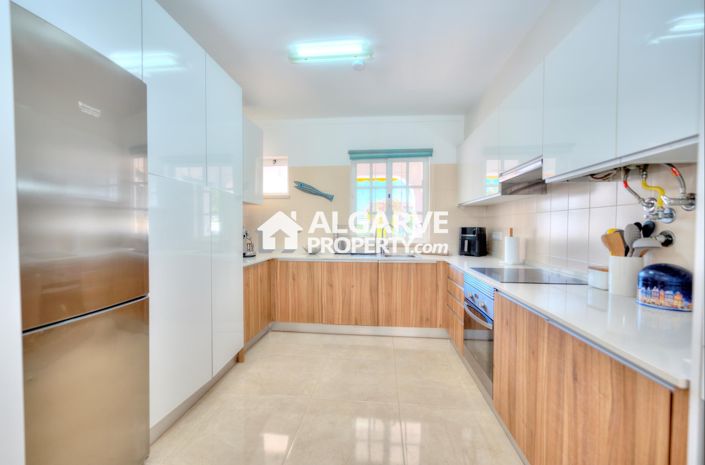 Image No.3-3 Bed Villa for sale