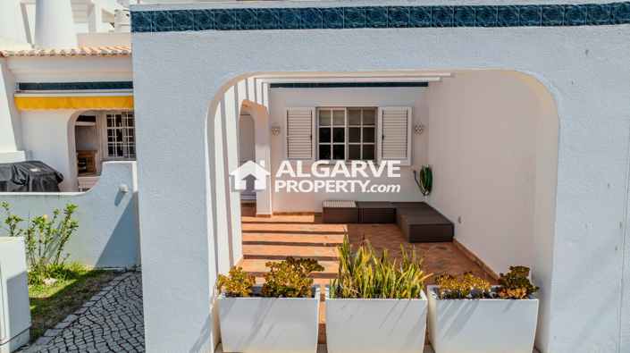 Image No.33-3 Bed Villa for sale