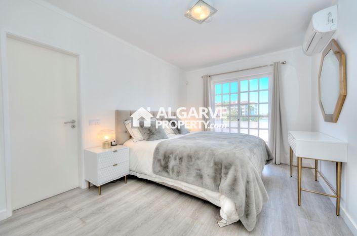 Image No.4-3 Bed Villa for sale