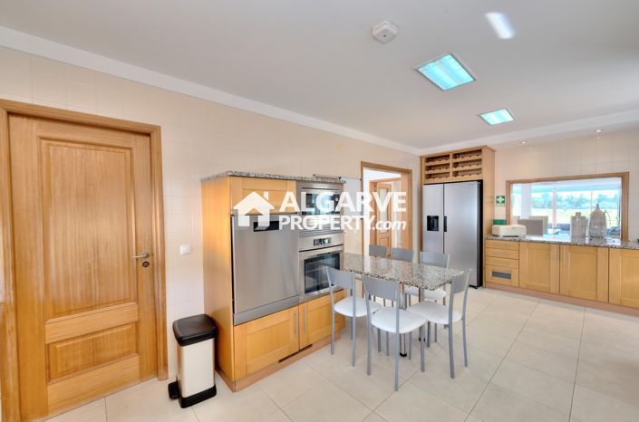 Image No.22-5 Bed Villa for sale