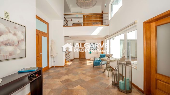 Image No.5-5 Bed Villa for sale