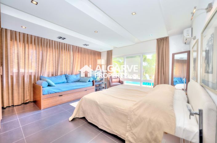 Image No.23-5 Bed Villa for sale