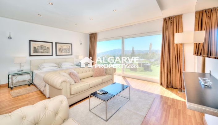 Image No.32-5 Bed Villa for sale