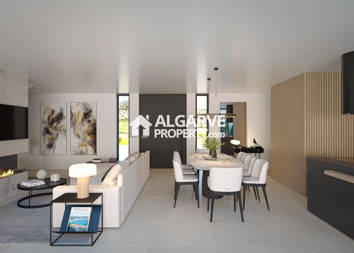 Image No.3-4 Bed Villa for sale