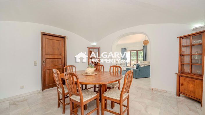 Image No.10-Villa de 5 chambres à vendre à Vilamoura