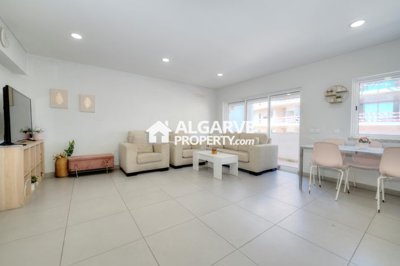 3-12377-78d1f4f8b6655591b02d22fabb36a692d73cc