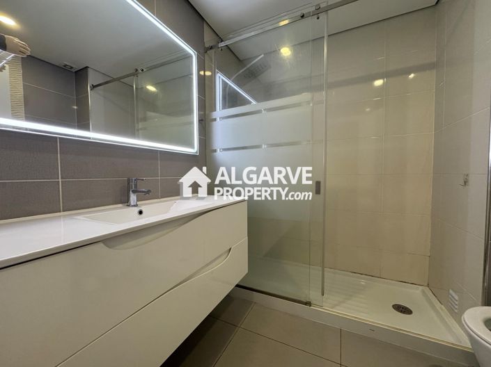 Image No.16-Appartement de 2 chambres à vendre à Quarteira