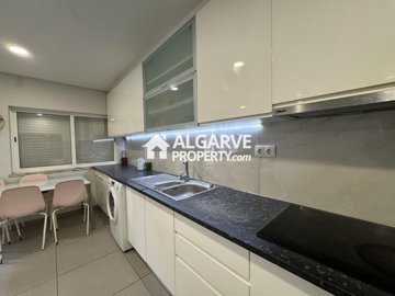 3-12377-78d1f4f8b6655591b02d22fabb36a692d73cc