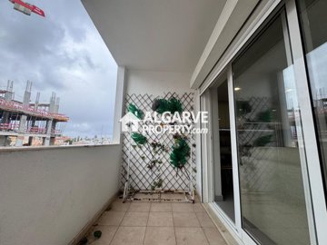 3-12377-78d1f4f8b6655591b02d22fabb36a692d73cc