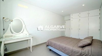 3-12377-78d1f4f8b6655591b02d22fabb36a692d73cc