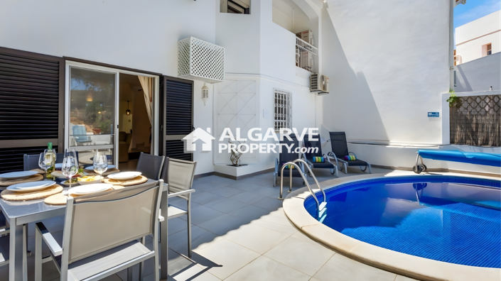 Image No.17-3 Bed Villa for sale