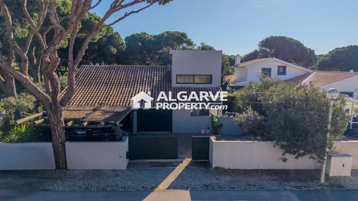 Image No.29-4 Bed Villa for sale