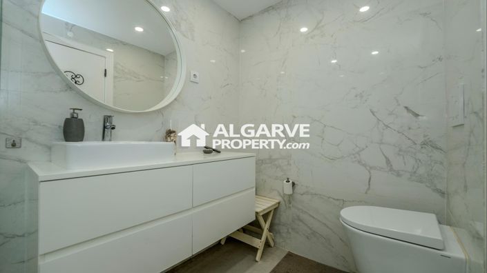 Image No.6-4 Bed Villa for sale