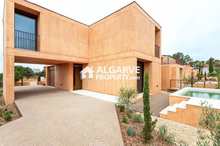 Image No.32-3 Bed Villa for sale