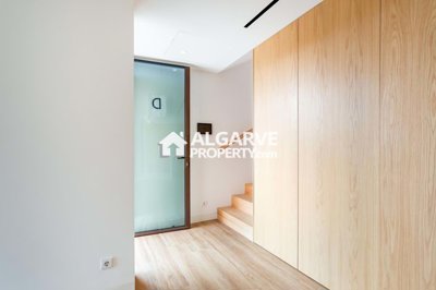 3-11930-78d1f4f8b6655591b02d22fabb36a692d73cc