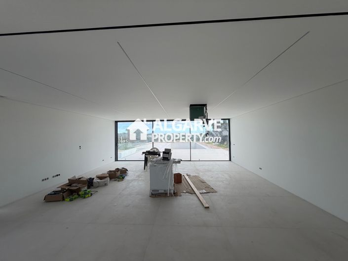 Image No.11-4 Bed Villa for sale