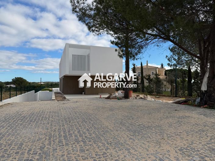 Image No.28-4 Bed Villa for sale