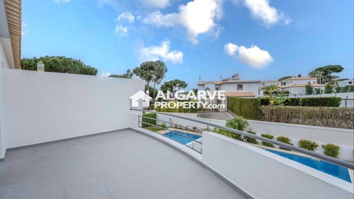 Image No.17-2 Bed Villa for sale