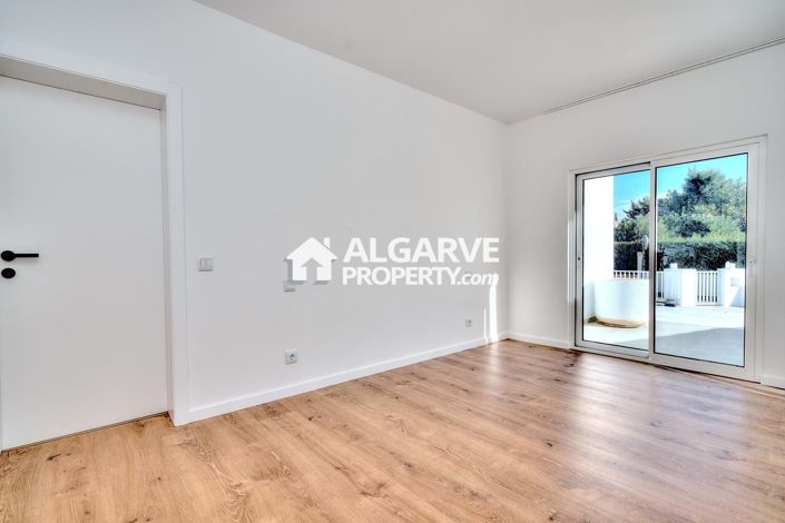 Image No.27-4 Bed Villa for sale