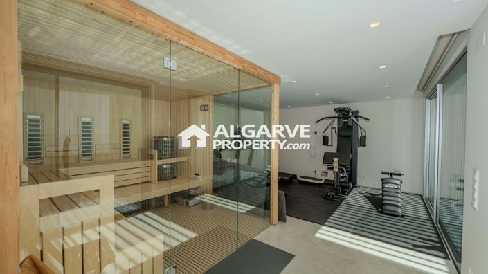 Image No.18-5 Bed Villa for sale