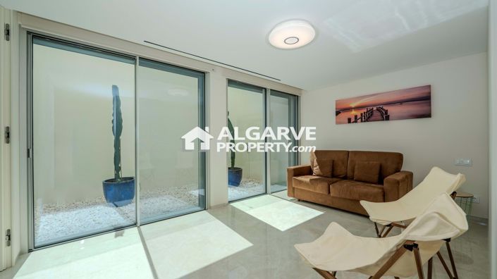 Image No.23-5 Bed Villa for sale