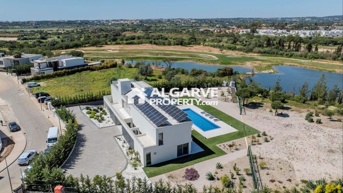 Image No.35-5 Bed Villa for sale