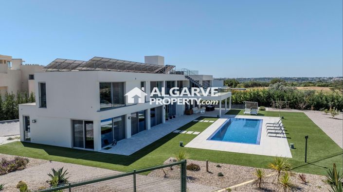 Image No.36-5 Bed Villa for sale