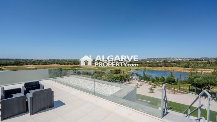 Image No.42-5 Bed Villa for sale