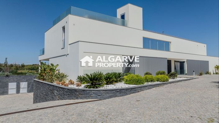 Image No.51-5 Bed Villa for sale