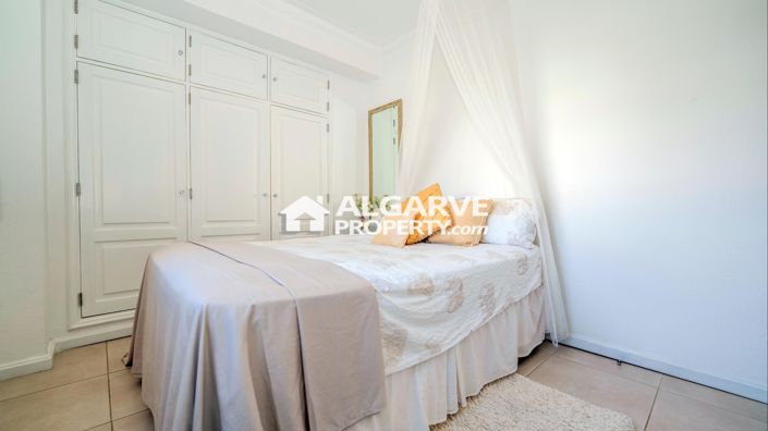 Image No.16-2 Bed Apartment for sale