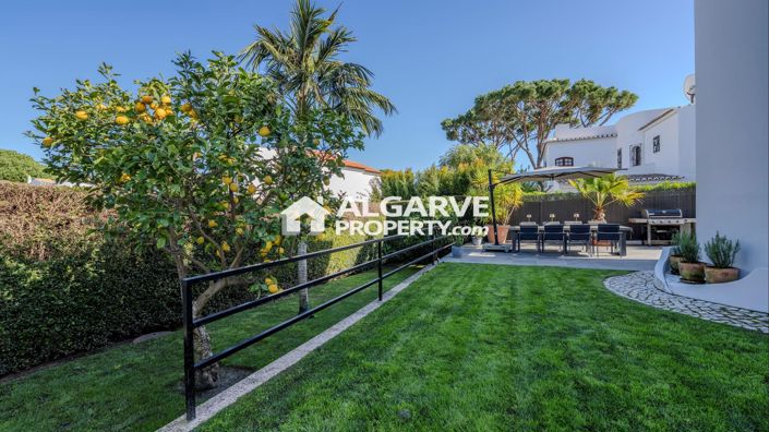 Image No.22-3 Bed Villa for sale