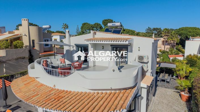 Image No.27-3 Bed Villa for sale