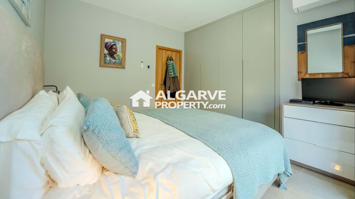 Image No.9-3 Bed Villa for sale