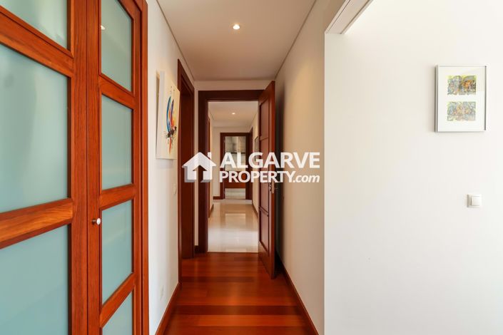 Image No.19-2 Bed Apartment for sale