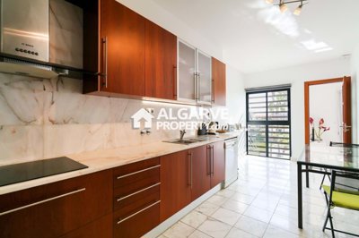 3-12315-78d1f4f8b6655591b02d22fabb36a692d73cc