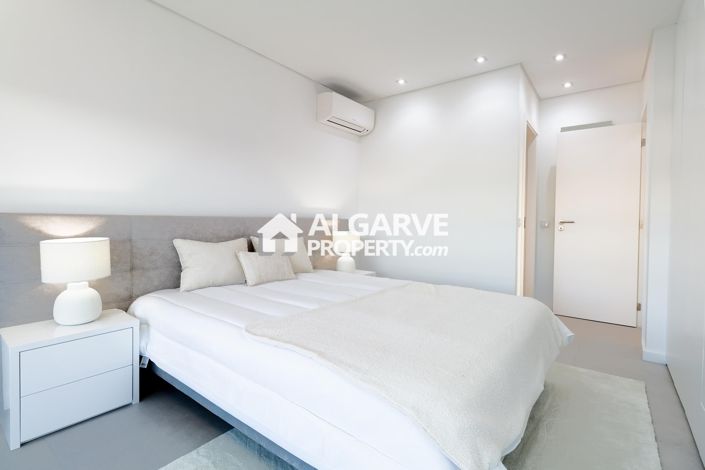 Image No.14-2 Bed Apartment for sale