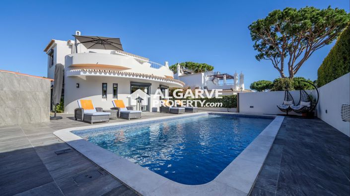 Image No.25-3 Bed Villa for sale