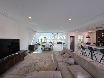 3-12036-78d1f4f8b6655591b02d22fabb36a692d73cc