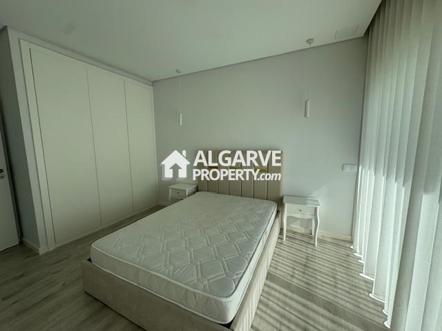 Image No.28-Jumelé de 5 chambres à vendre à Montenegro