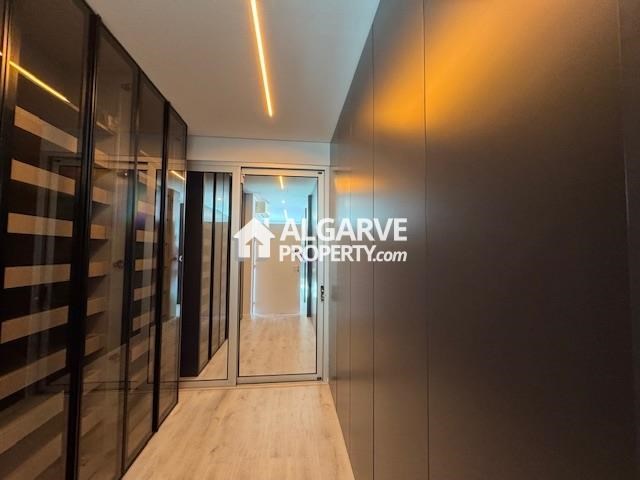 Image No.34-Jumelé de 5 chambres à vendre à Montenegro