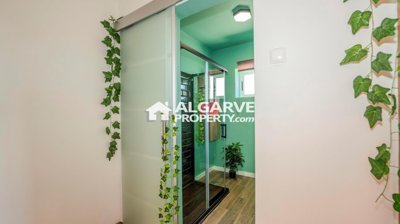 3-12148-78d1f4f8b6655591b02d22fabb36a692d73cc