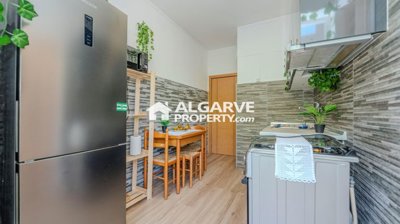 3-12148-78d1f4f8b6655591b02d22fabb36a692d73cc